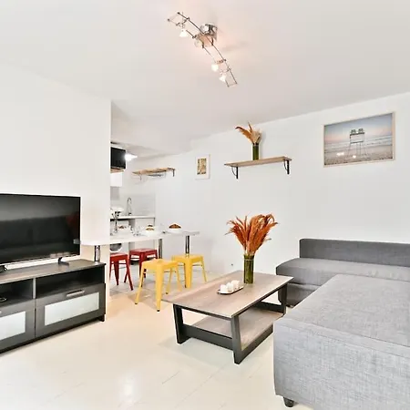 Proche Canal Saint Martin Appartement *